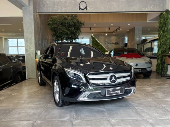 MERCEDES-BENZ GLA 200 1.6 CGI ENDURO 16V TURBO FLEX 4P AUTOMÁTICO